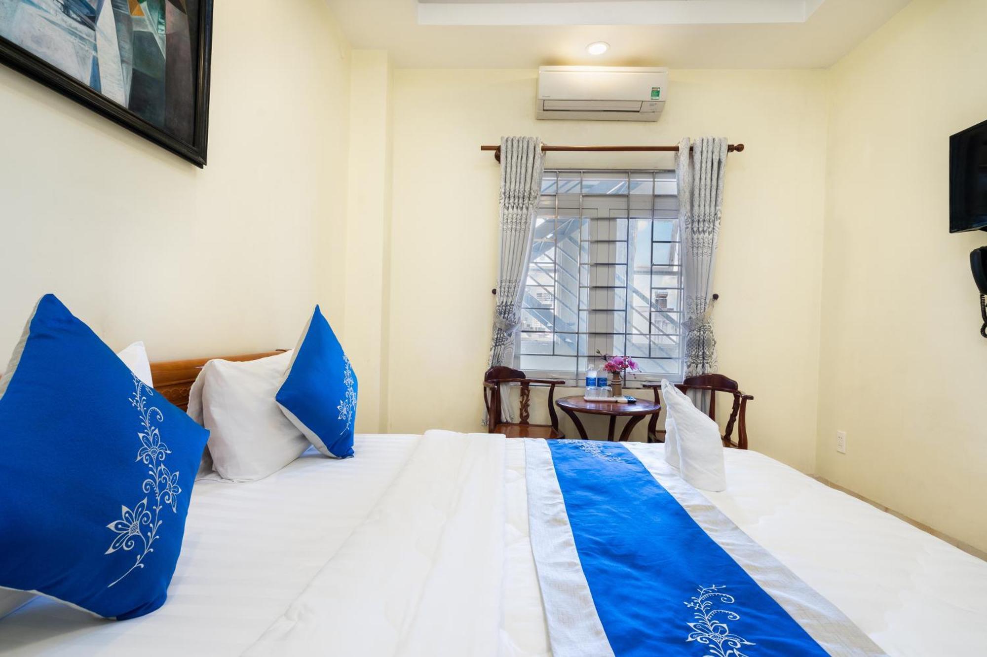 Mai Phuong - Ruby Saigon Hotel Ho Chi Minh City Exterior photo